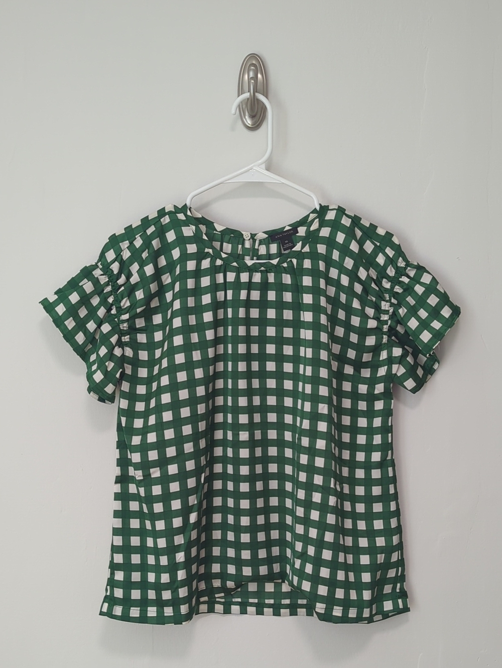 Ann Taylor Green and White Gingham Short Sleeve Blouse